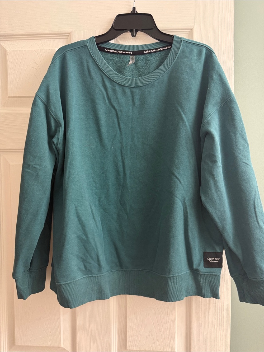 Calvin Klein Performance Women's Teal-Blue Crewneck Sweatshirt